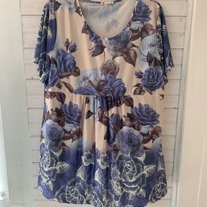 Sunflower by Firmiana Floral Plus Sz top